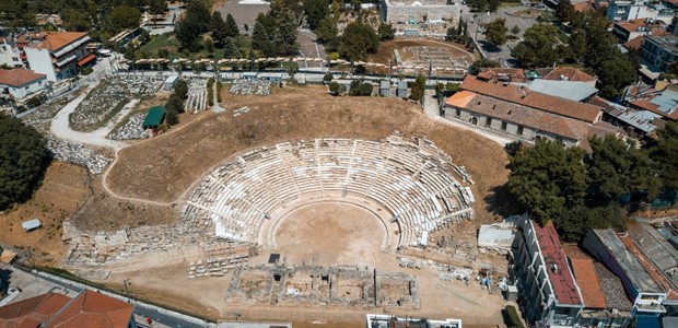 Το Αρχαίο Θέατρο ως “Φωτοδότης” της Λάρισας 